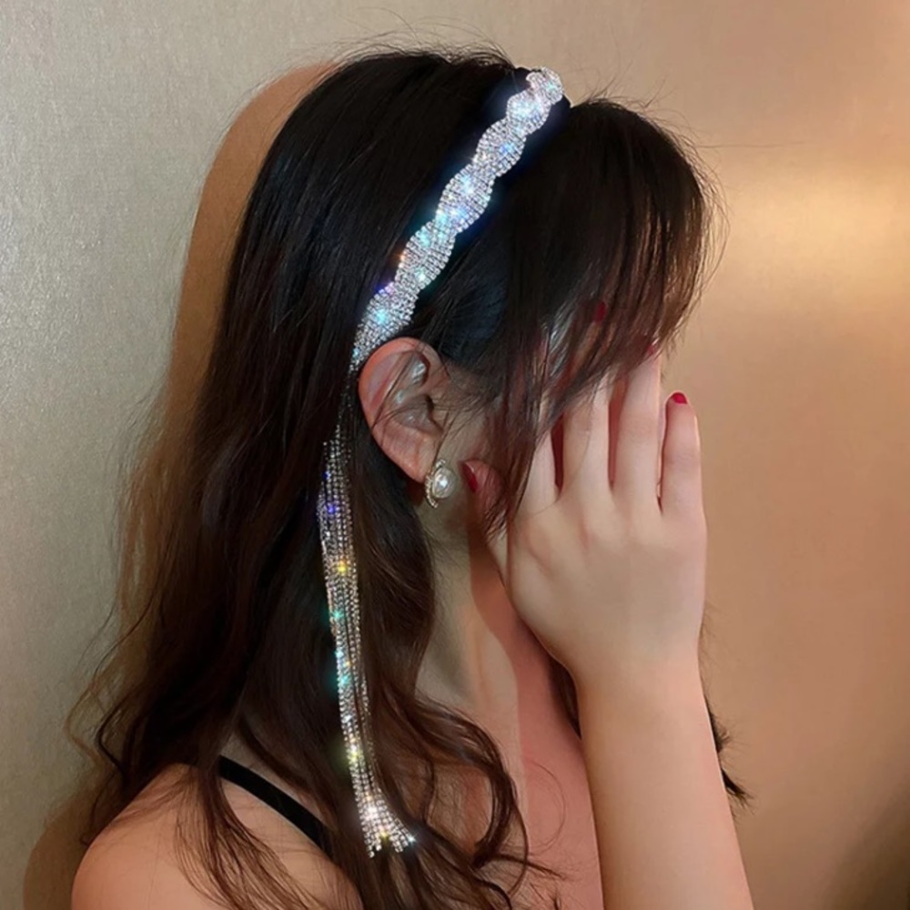 🌟 Luxury Silver Rhinestone Velvet Black Headband - Picture 4 of 5